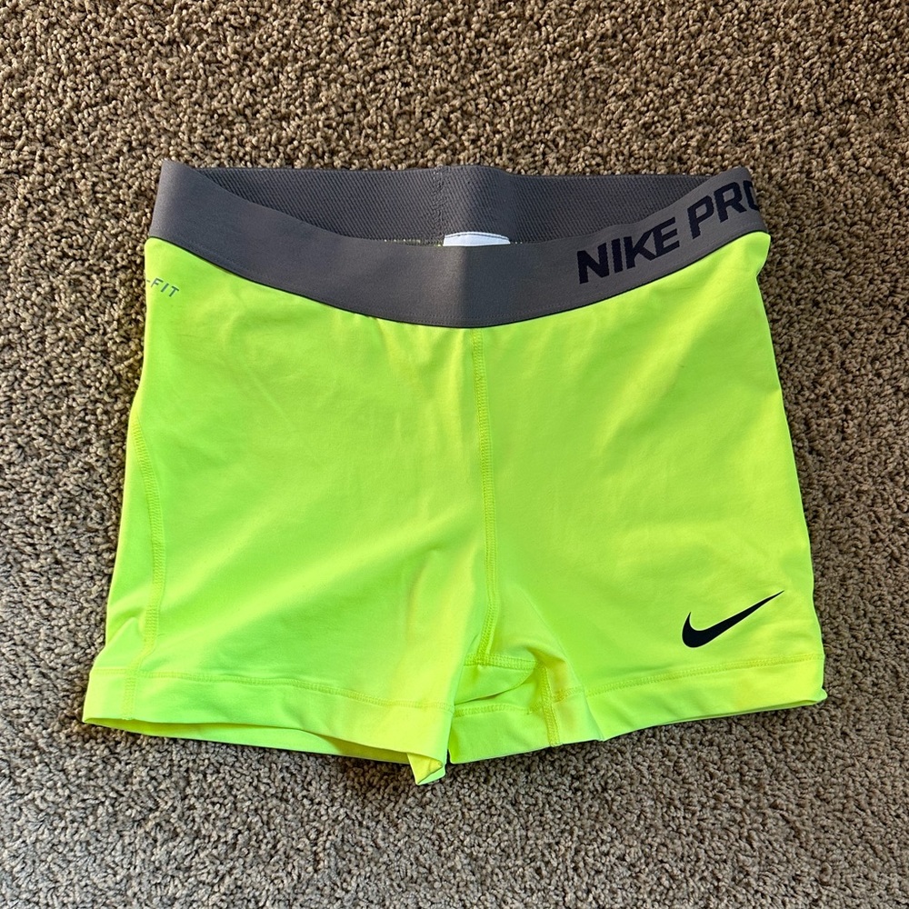 Nike pro training shorts